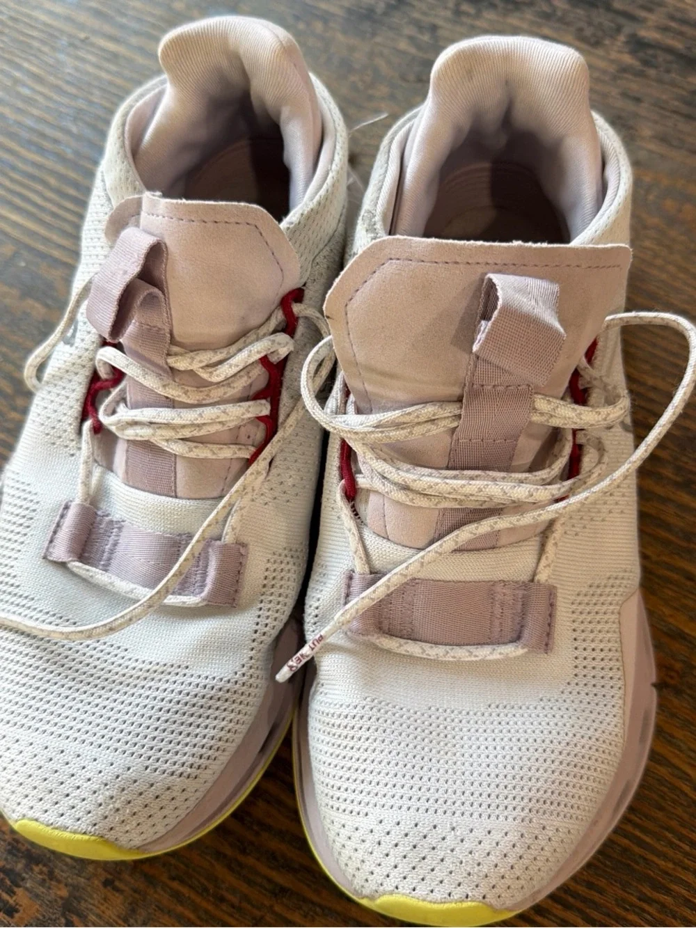 On Cloudnova women running sneakers sz 6.5